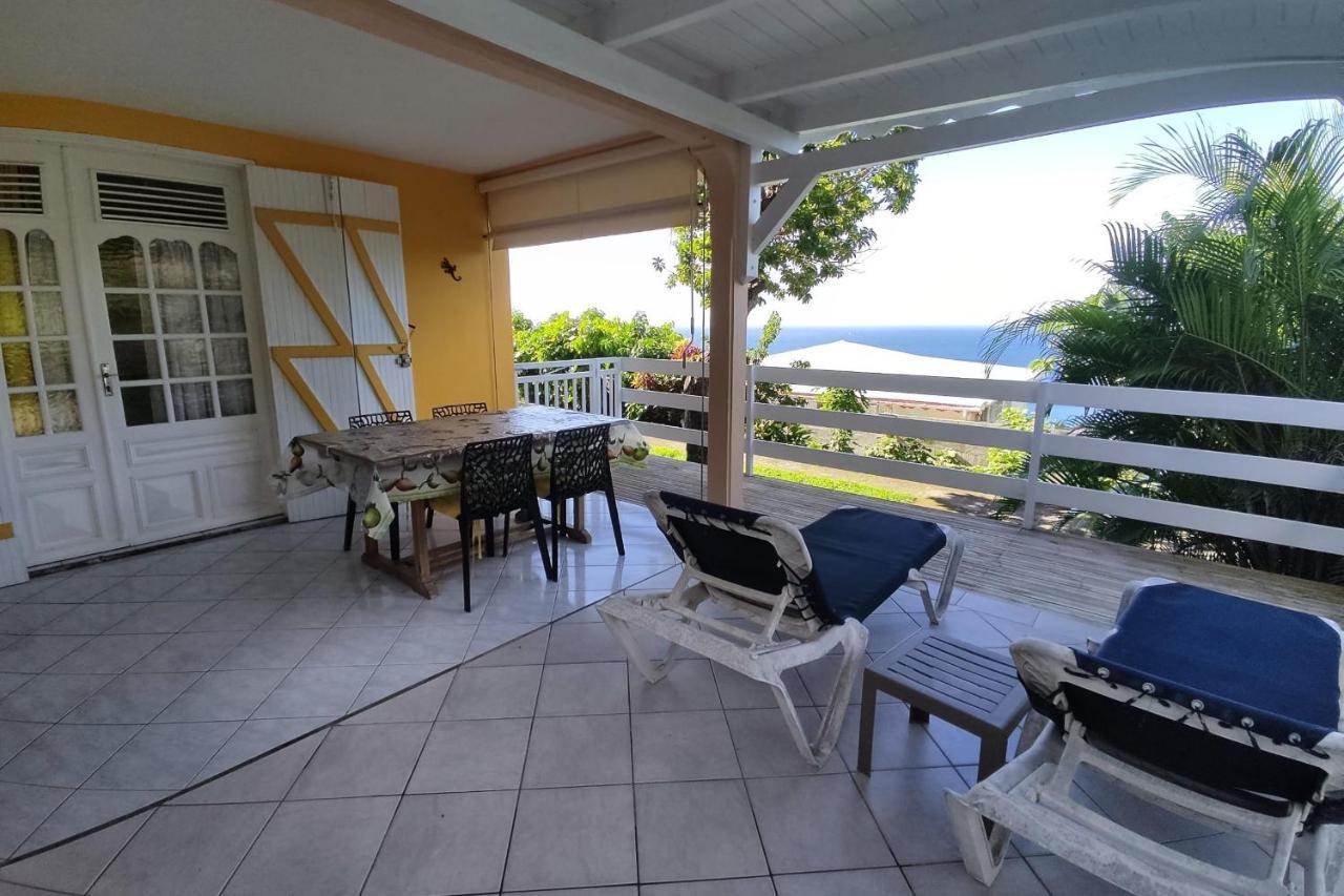 Bungalow With Sea View In Deshaies Exteriör bild